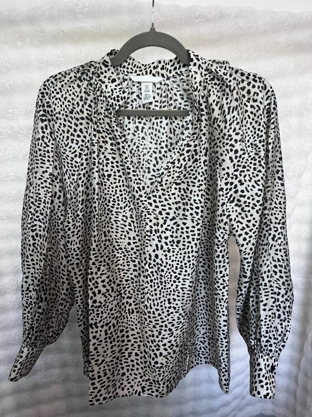 H&M Black & White Leopard Print Balloon Sleeve Blouse - Picture 1 of 4